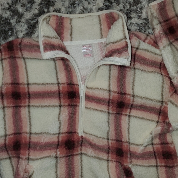 Half Zip Sherpa Plaid Pullover - Picture 1 of 11